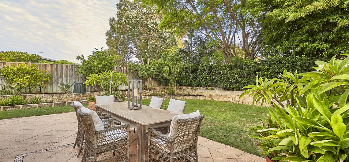 image for PRIVATE FAMILY OASIS IN THE HEART OF MOSMAN PARK